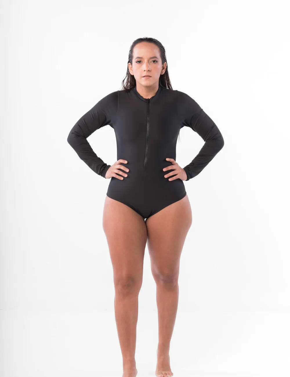 Black long sleeve swimsuit - Imagen 3